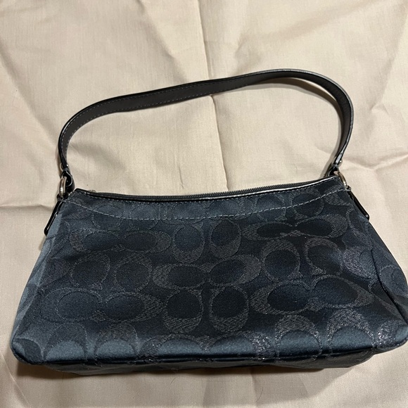 Small Coach Bag - Picture 2 of 2